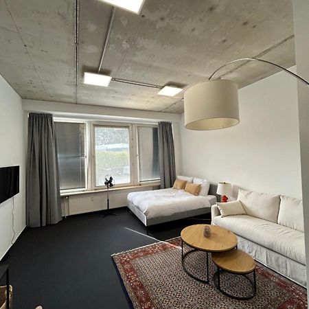35 Qm Grosses Apartment Mit Eigenem Badezimmer In Den Elbvororten Amburgo Esterno foto